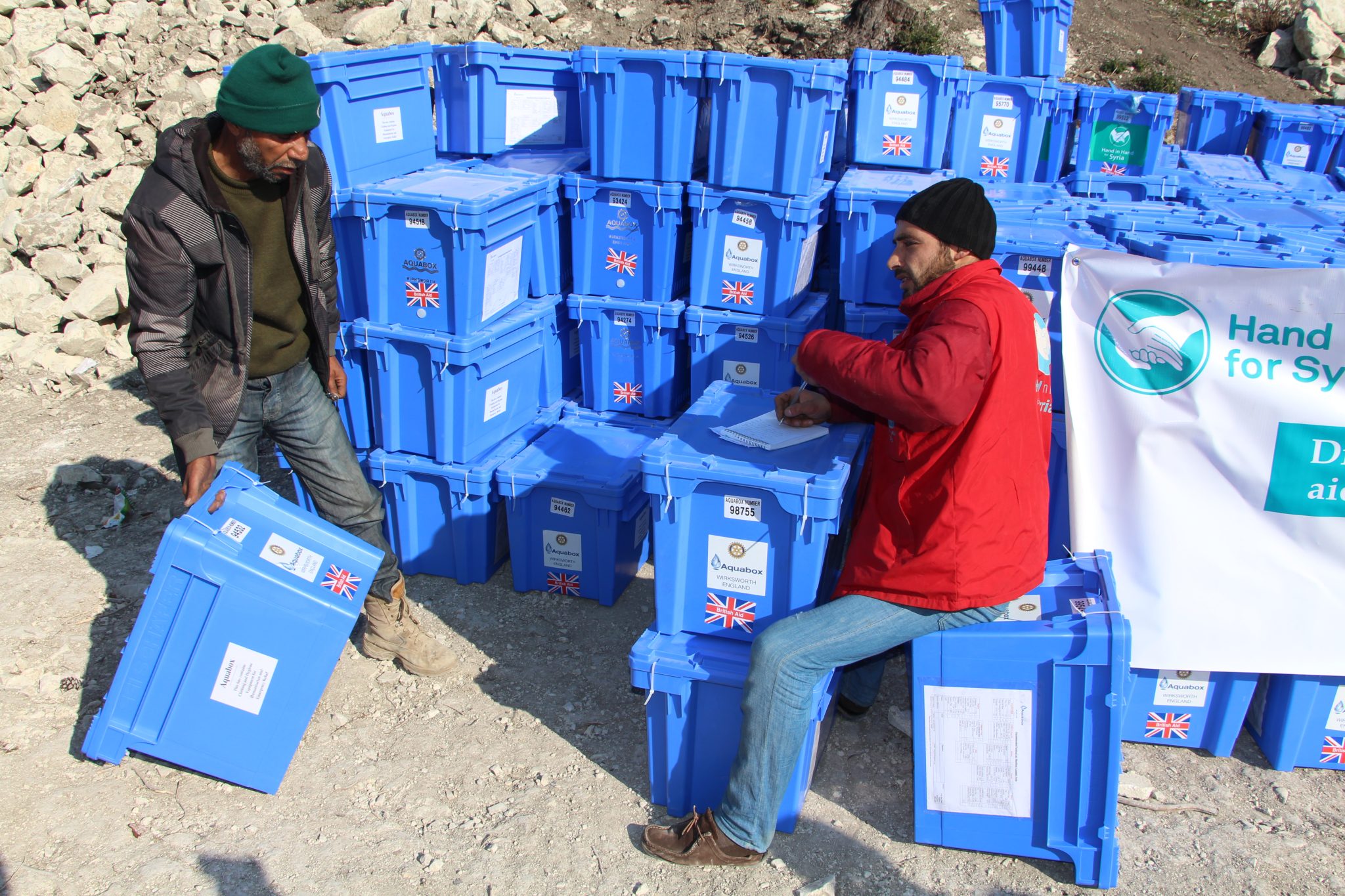 Aid boxes | Aquabox - Clean Water in a Crisis